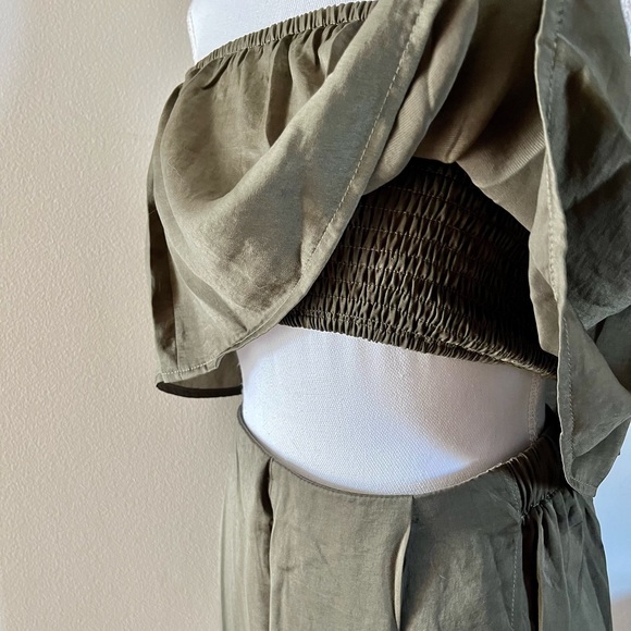 Green Vacation Pant Set - Picture 3 of 4